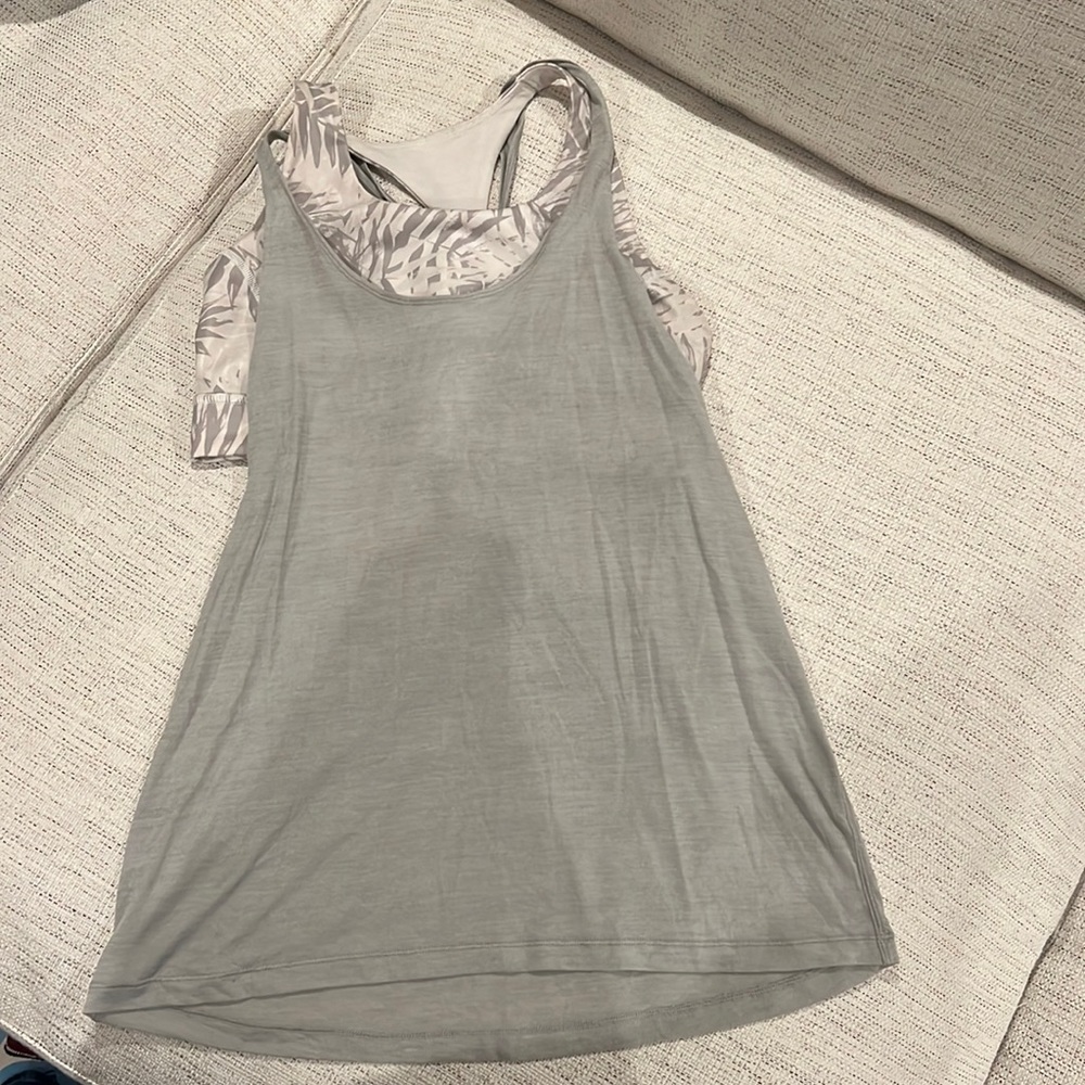 Lululemon workout tank